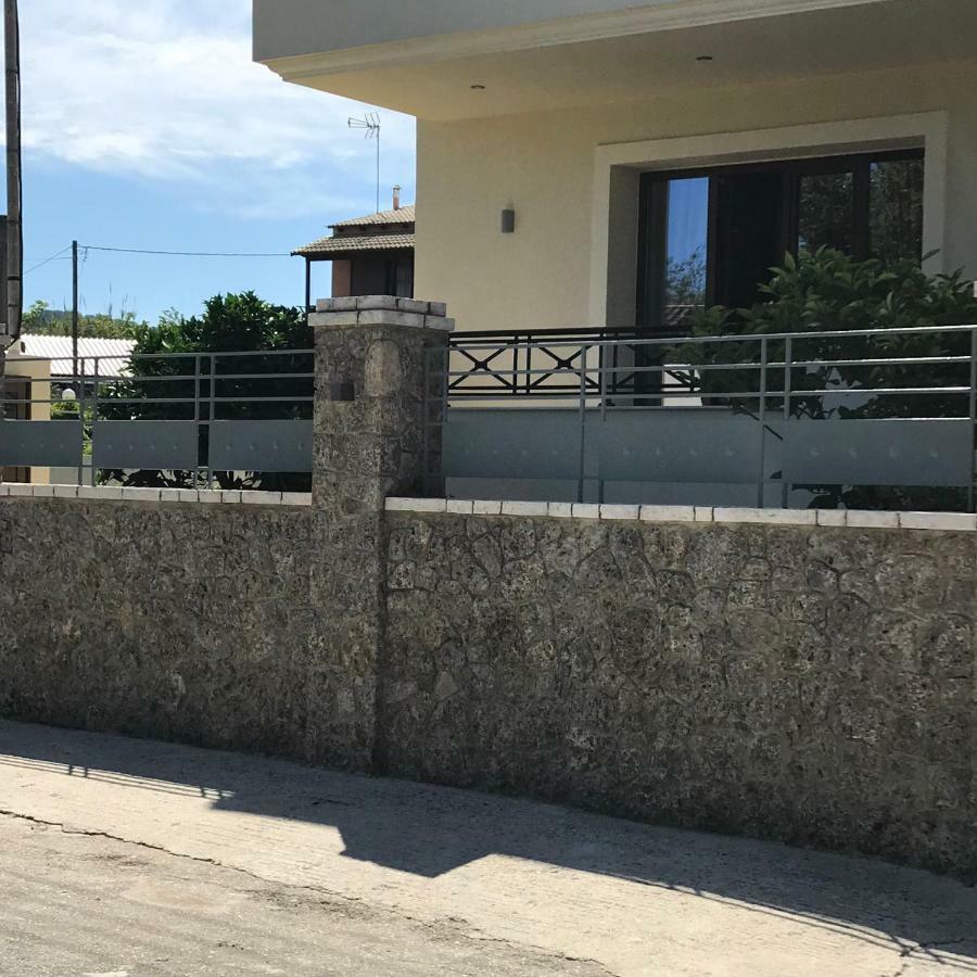The Little Prince Luxury Suites Ypsos Exterior photo