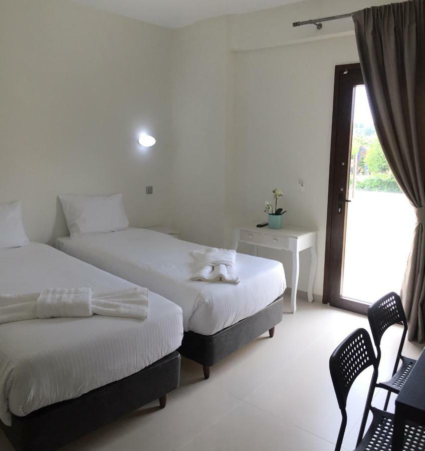 The Little Prince Luxury Suites Ypsos Exterior photo